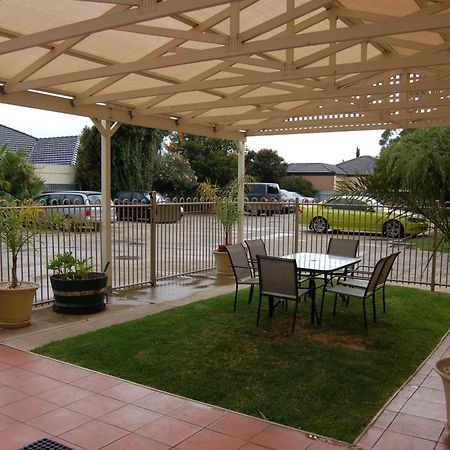 Adelaide International Motel Dış mekan fotoğraf